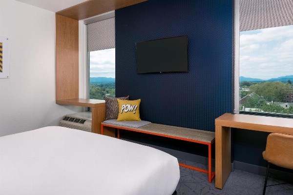 Aloft - Asheville Downtown image 3
