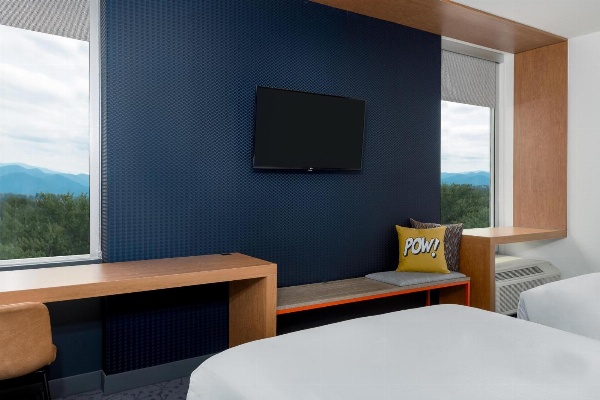 Aloft - Asheville Downtown image 6